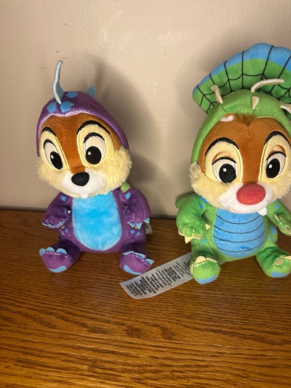 Disney Parks Chip & Dale Dinosaur Dinoland Plush toys Animal Kingdom Rare EUC